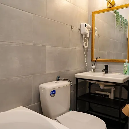 Old Town Jacuzzi Studio Bucharest Exterior photo